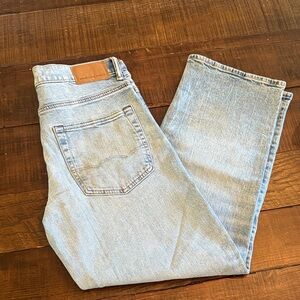 American Eagle Outfitters Light Wash Straight Jeans
